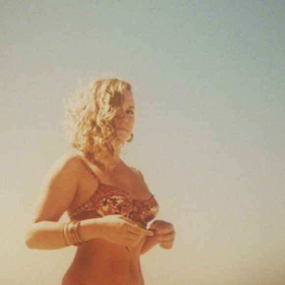 Meet your Posher, Astrid - Picture 1 of 1